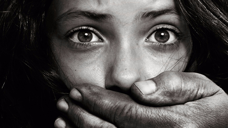 В Запорожской области душевнобольную женщину изнасиловал молодой парень