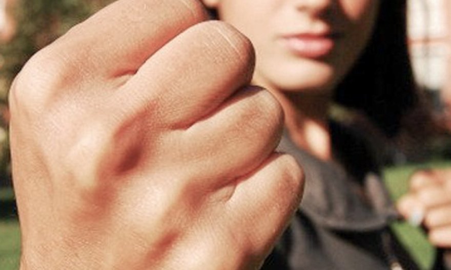 Стали известны подробности избиения студентки в запорожском училище (ВИДЕО)