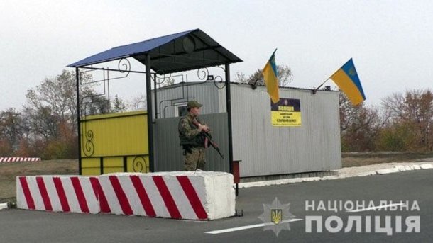 Военное положение в Запорожской области: на блокпостах массово проверяют автомобили