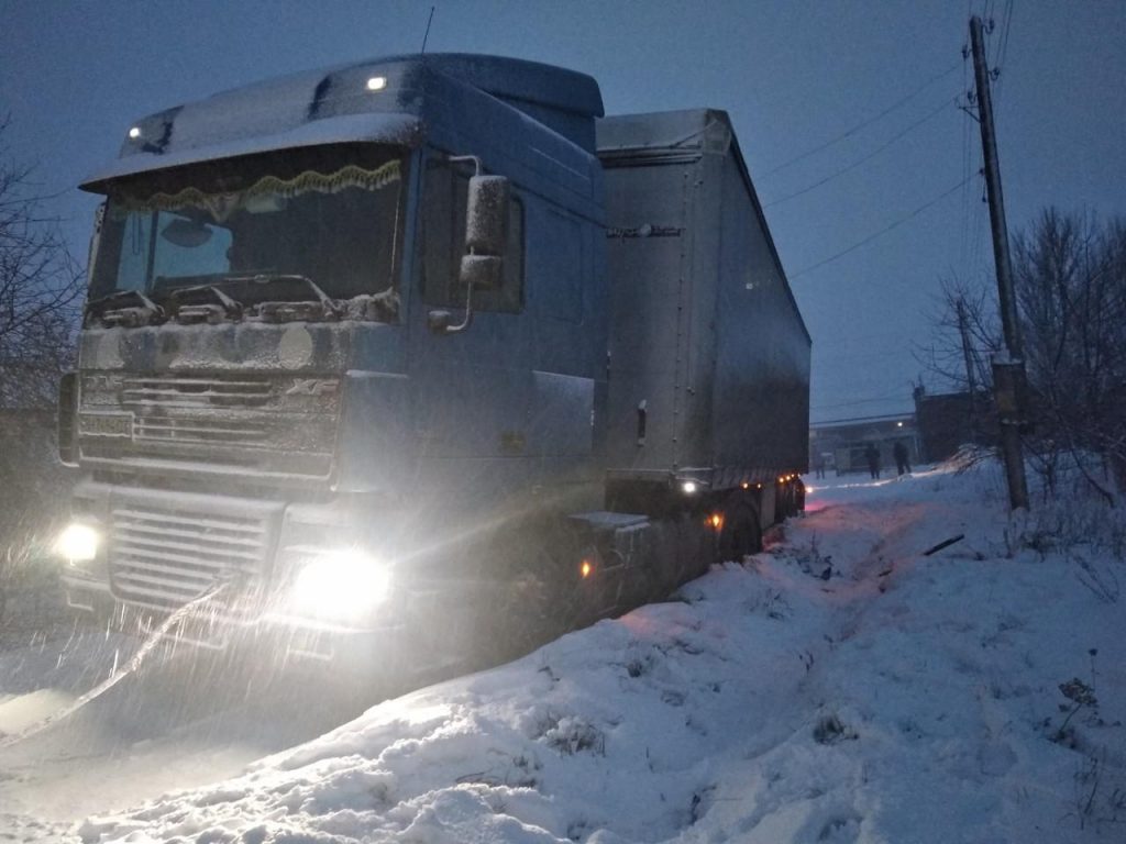В Запорожской области вновь ограничили движения на трассах государственного значения