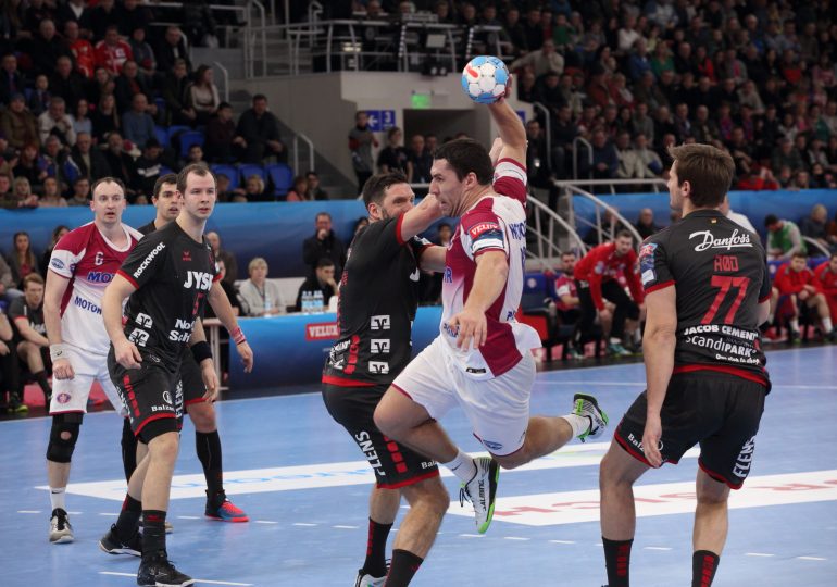 СуперБоря — лучший гандболист месяца в Европе