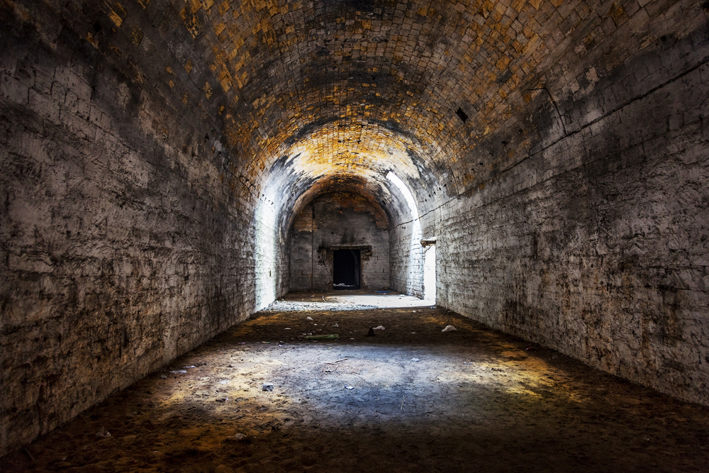 Запорожский диггер пробрался в катакомбы Акимовки (ВИДЕО)