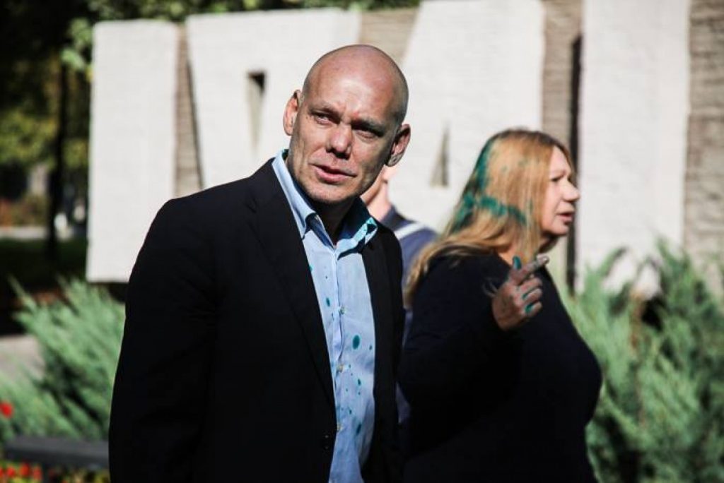 В Запорожье у Аллеи трудовой славы установили памятный крест в честь погибших в одесском Доме профсоюзов (ФОТО)