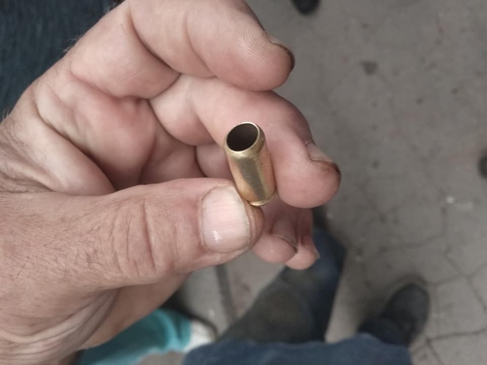 В Запорожье пытаются спасти пса, в которого стреляли на глазах у детей (ФОТО, ВИДЕО)