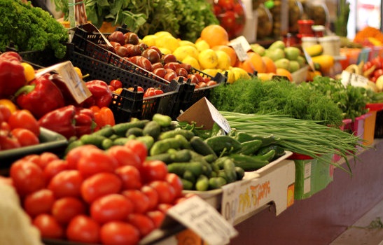 Редис, картошка и клубника: в Запорожье и области изъяли 17 тонн овощей с нитратами