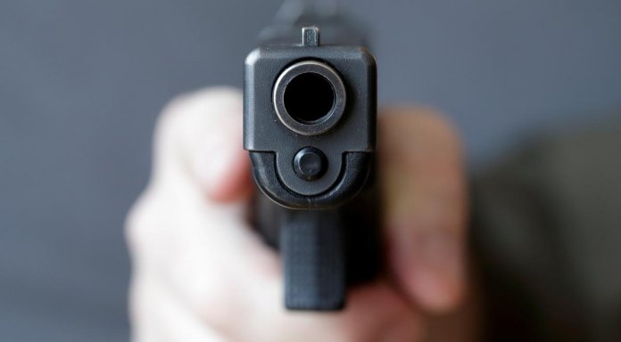 Нанес огнестрельное ранение: в запорожской полиции рассказали подробности избиения мужчины на Космосе