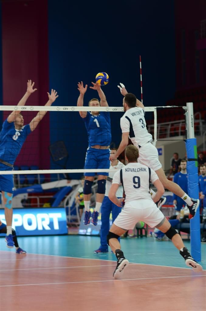 Сборная Украины одерживает волевую победу в Запорожье (ФОТО)