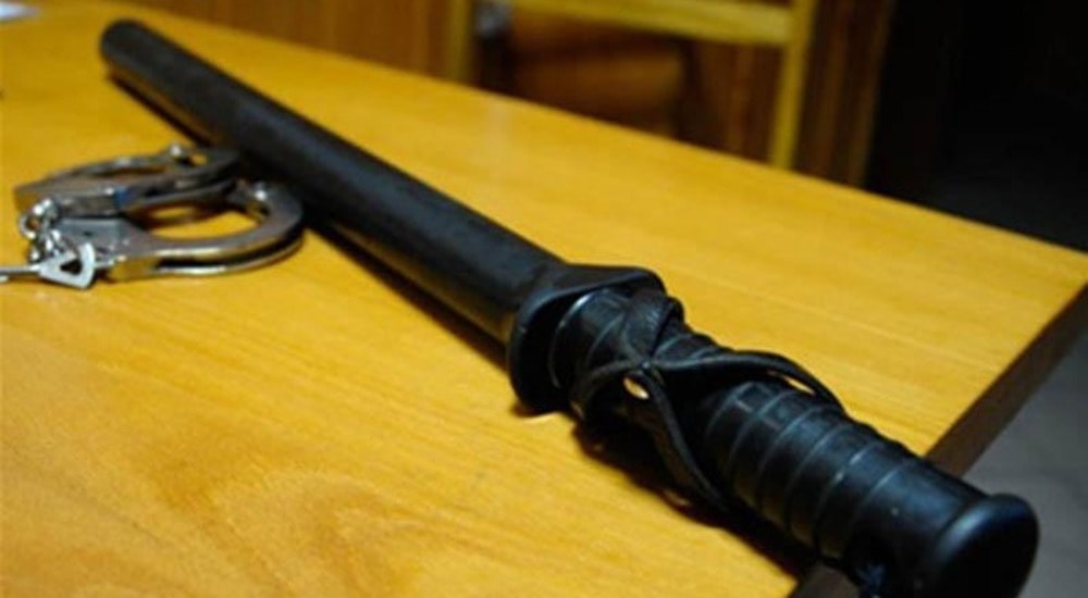 В Запорожской области полицейских судят за пытки шокерами в лесополосе