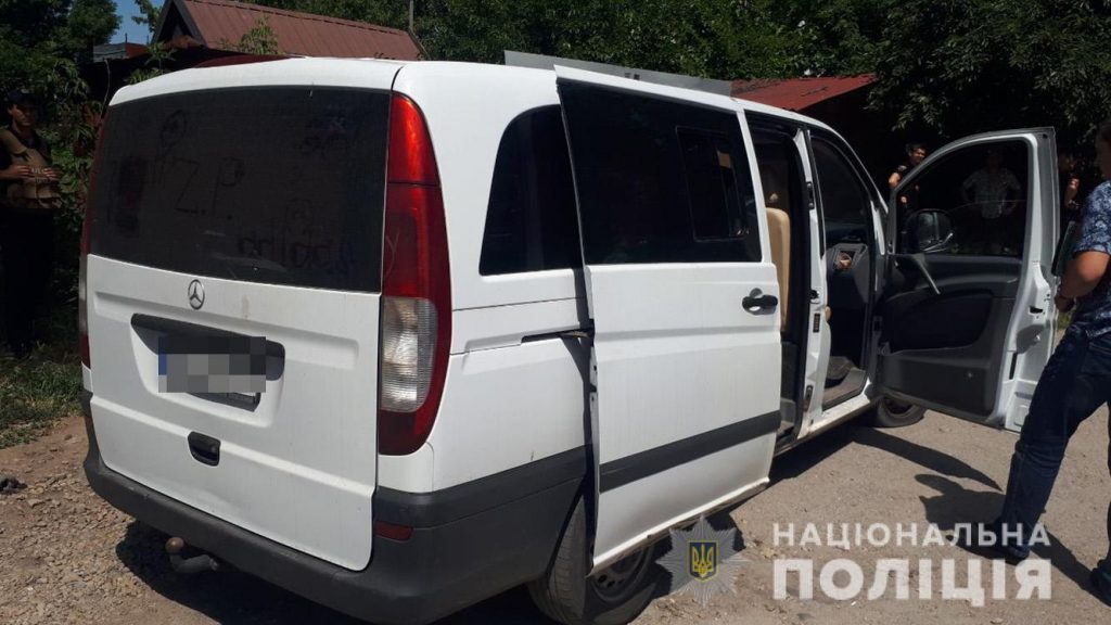 В Запорожской области люди с оружием похитили мужчину и требовали выкуп (ФОТО)