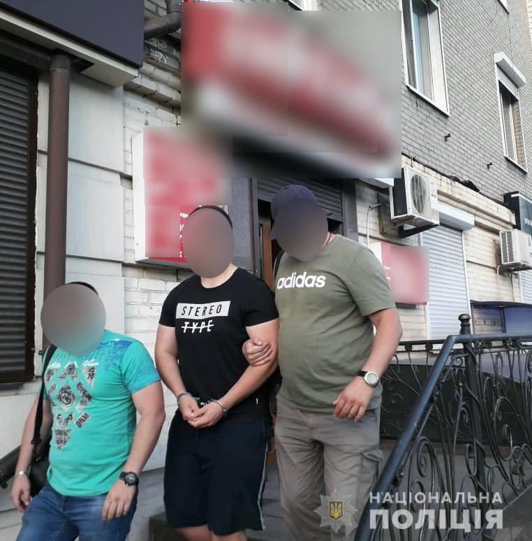 В Запорожье предпринимателя держали в заложниках и требовали 10 тысяч долларов (ФОТО, ВИДЕО)