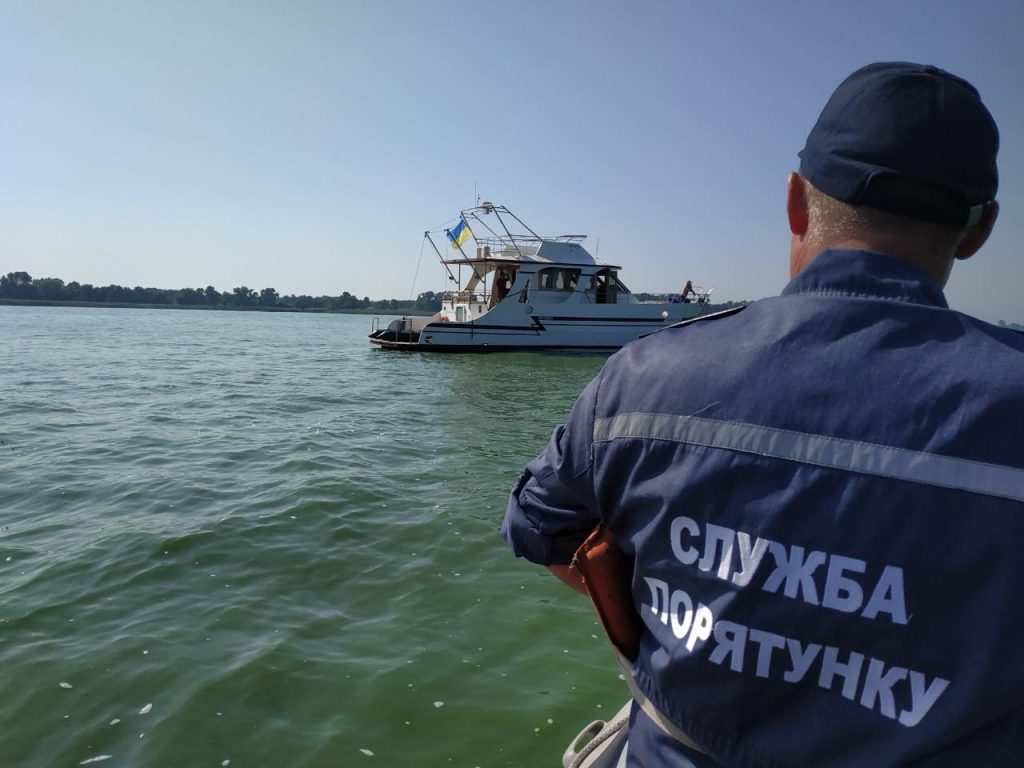В Запорожской области яхта попала в происшествие (ФОТО)