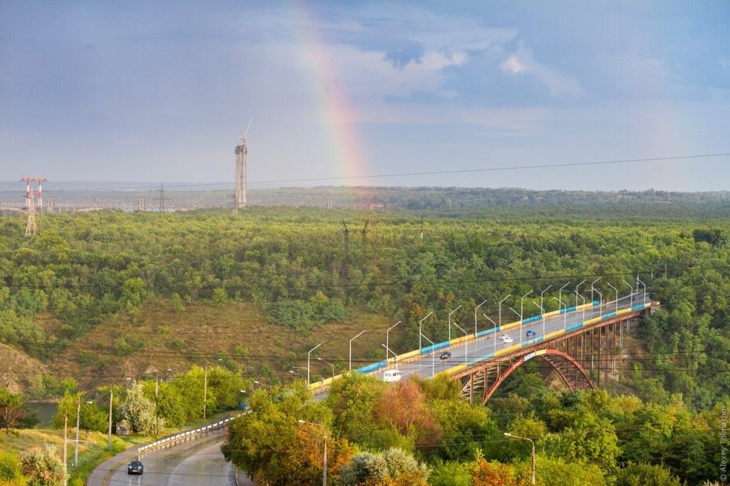 В Запорожье фотограф запечатлел завораживающее природное явление (ФОТО)