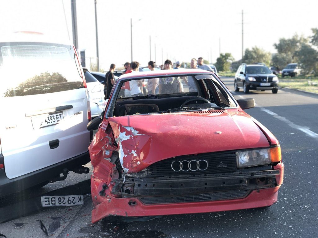 На запорожском курорте иномарка сбила семью: подробности (ФОТО)