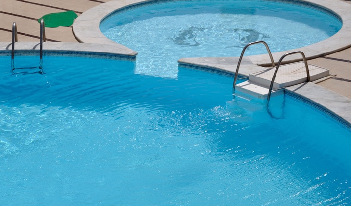 Как проводить дезинфекцию бассейнов?
