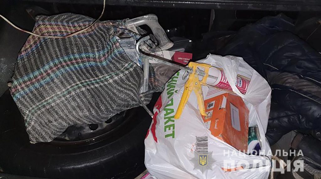 В Запорожской области группу домушников задержали сразу после очередного ограбления (ФОТО)