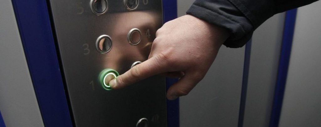 Лифты в четырехэтажных домах: в Украине вступают в силу новые правила строительства