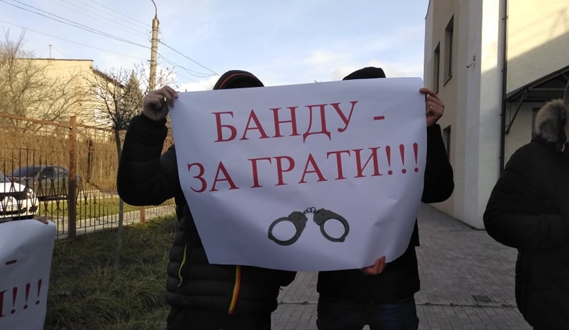 Обвинение 6-го участника запорожской ОПГ: новые подробности