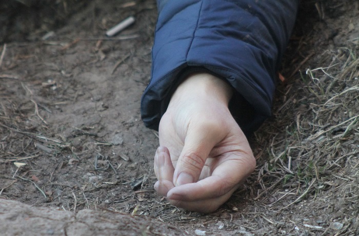 Женщина обнаружила труп во время пробежки в Запорожской области