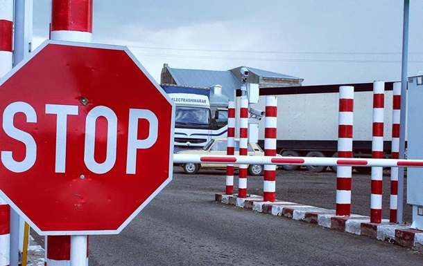 Выезд в РФ для украинцев будет по новым правилам