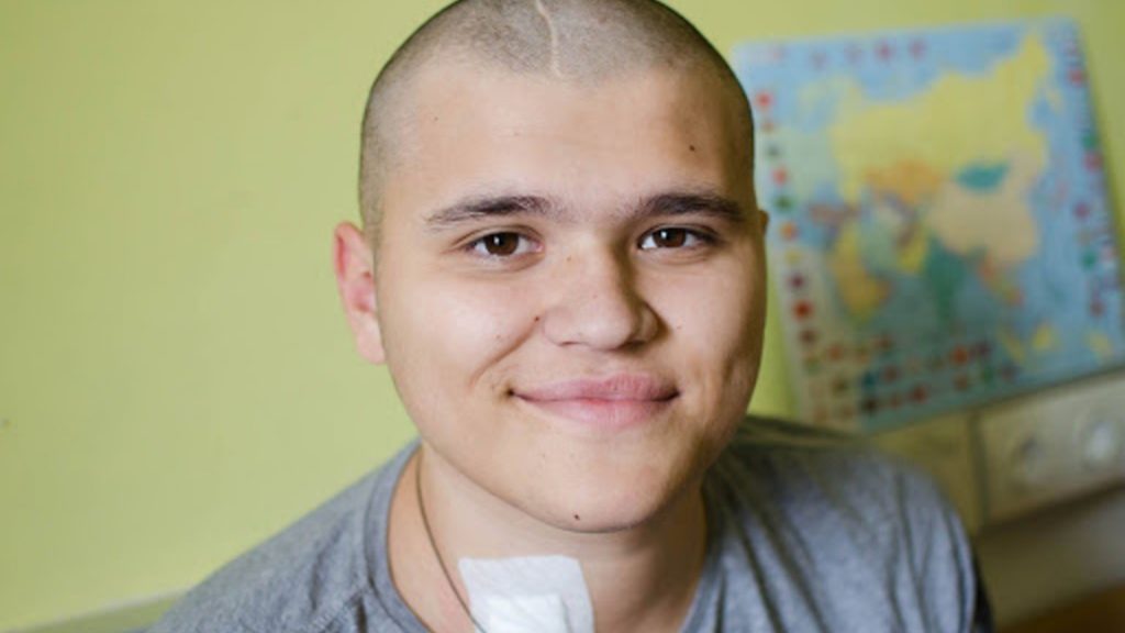 В Мелитополе умер парень, которому удалось победить рак