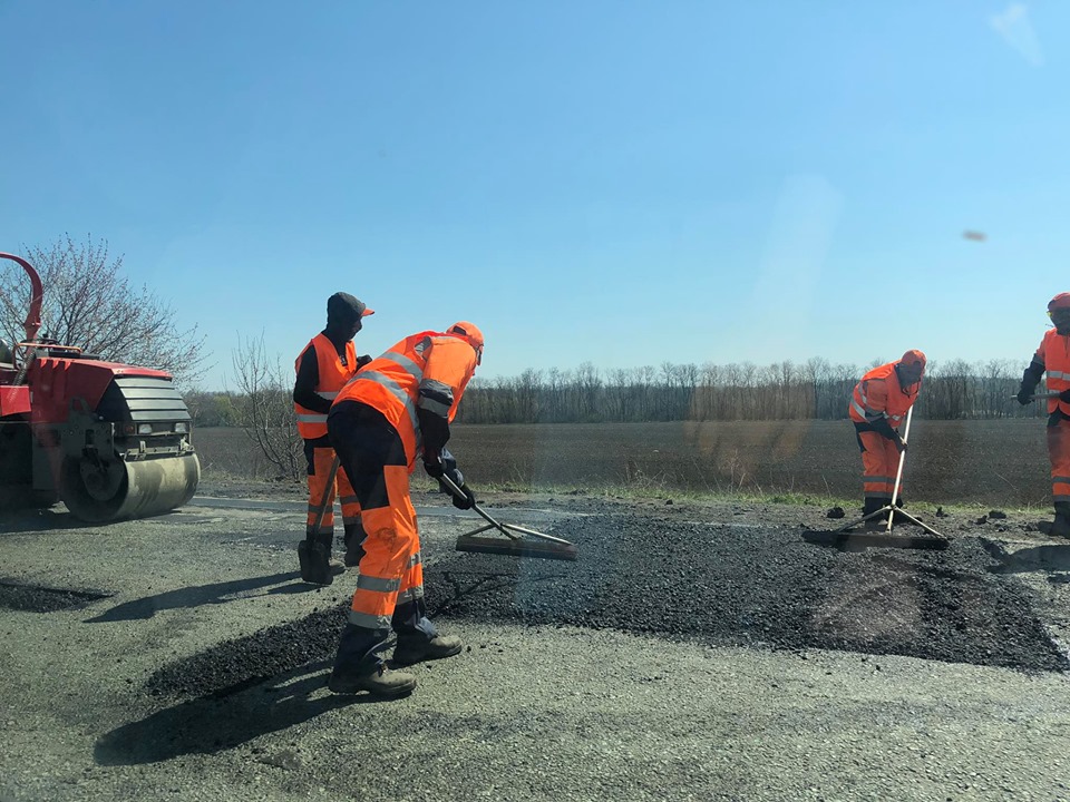 Начался ремонт «убитого» участка трассы Н-23 (ФОТОРЕПОРТАЖ)