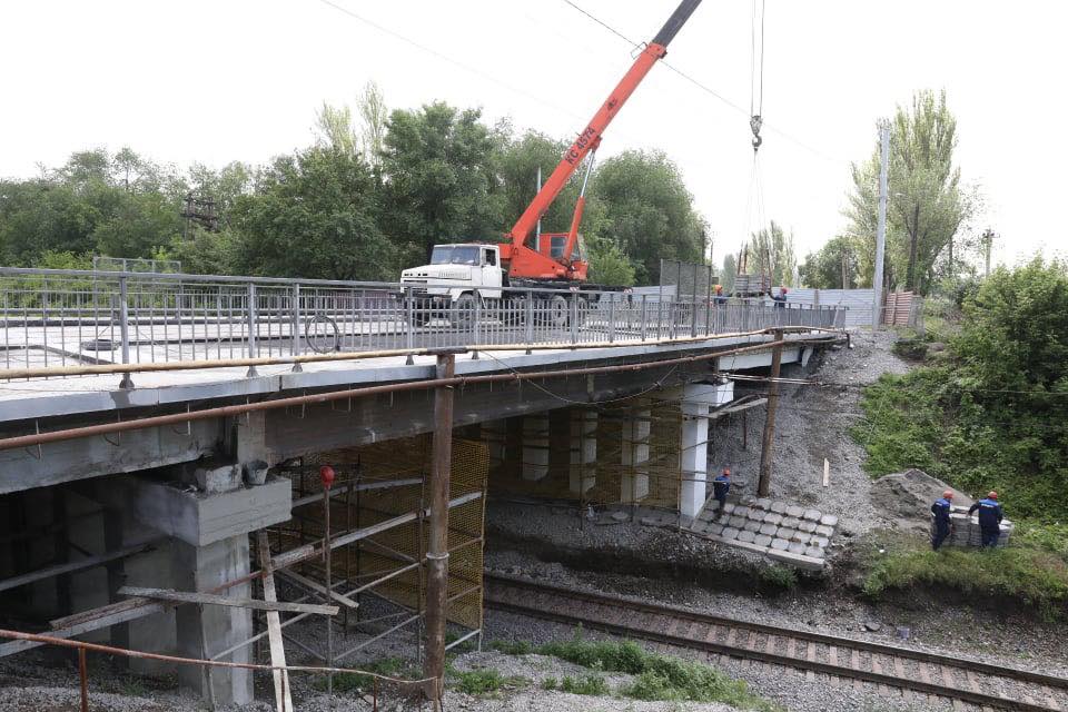 Между Шевченковским и Заводским районами перекроют движение по ключевой улице: как объехать