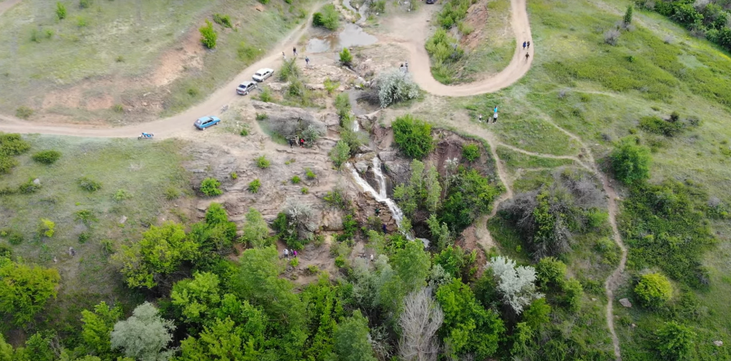 Оживший спустя 10 лет водопад в Запорожской области снова пересох (ФОТО)