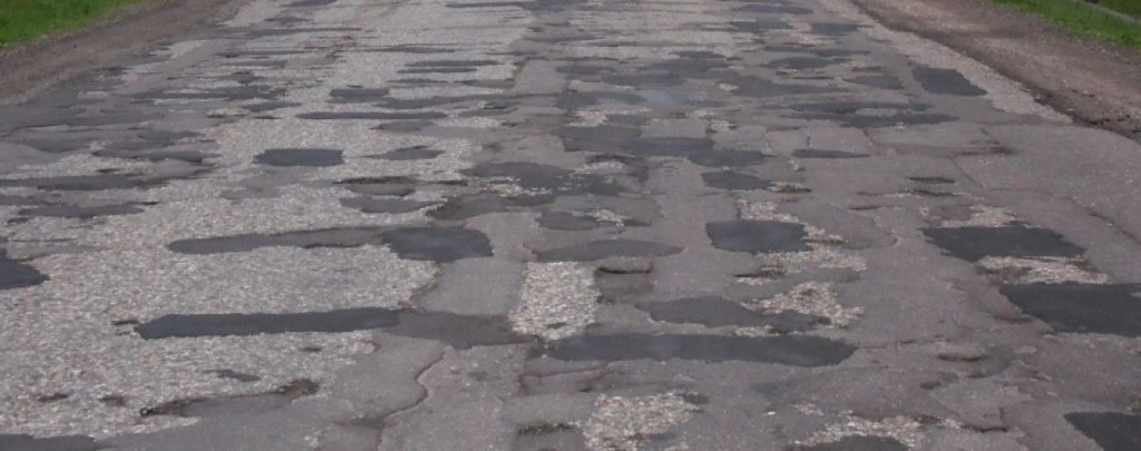 Сколько «живут» украинские дороги: глава «Укравтодора» назвал сроки