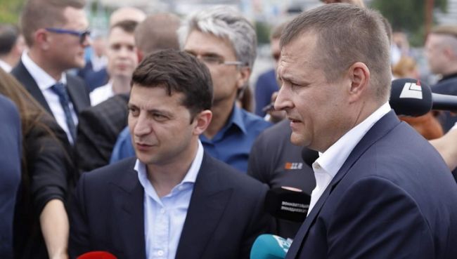 В Днепре обвалился рейтинг «Слуг»: Филатов может выиграть в первом туре (ОПРОС)