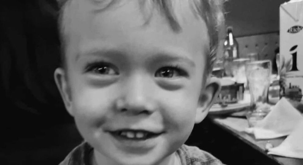 В реанимацию к умирающему 4-летнему ребенку не пустили мать из-за нарушения карантина (ВИДЕО)