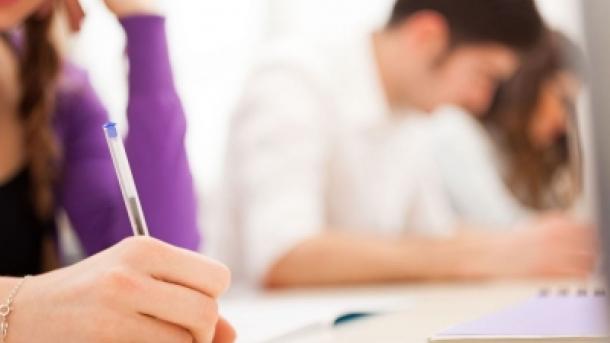 В Минобразования назвали две даты начала учебы в вузах