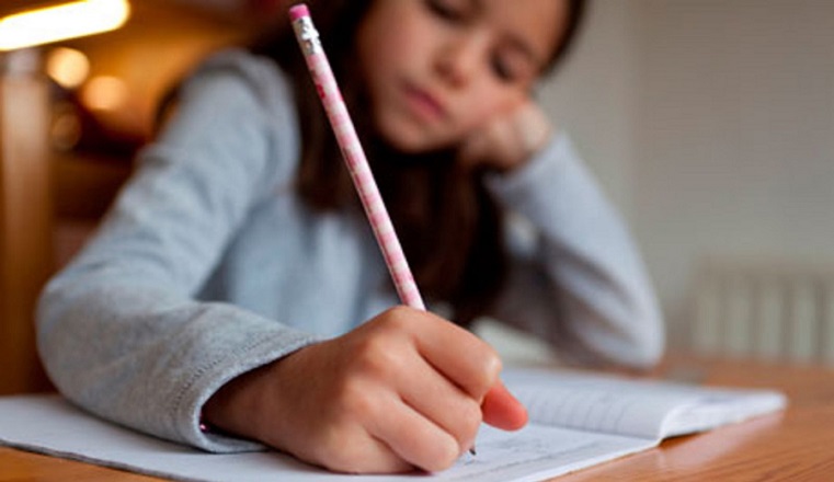 Батьки школярів у Запоріжжі можуть внести пропозиції й зауваження щодо змішаної форми навчання