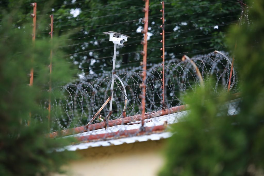 Наркотики під виглядом кави: у Запоріжжі зловмисник хотів передати метамфетамін у СІЗО