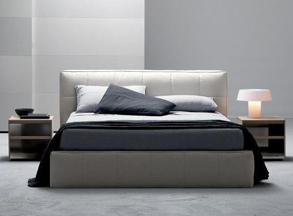 Кровать с мягким изголовьем обеспечит сладкий сон и уют в спальной комнате