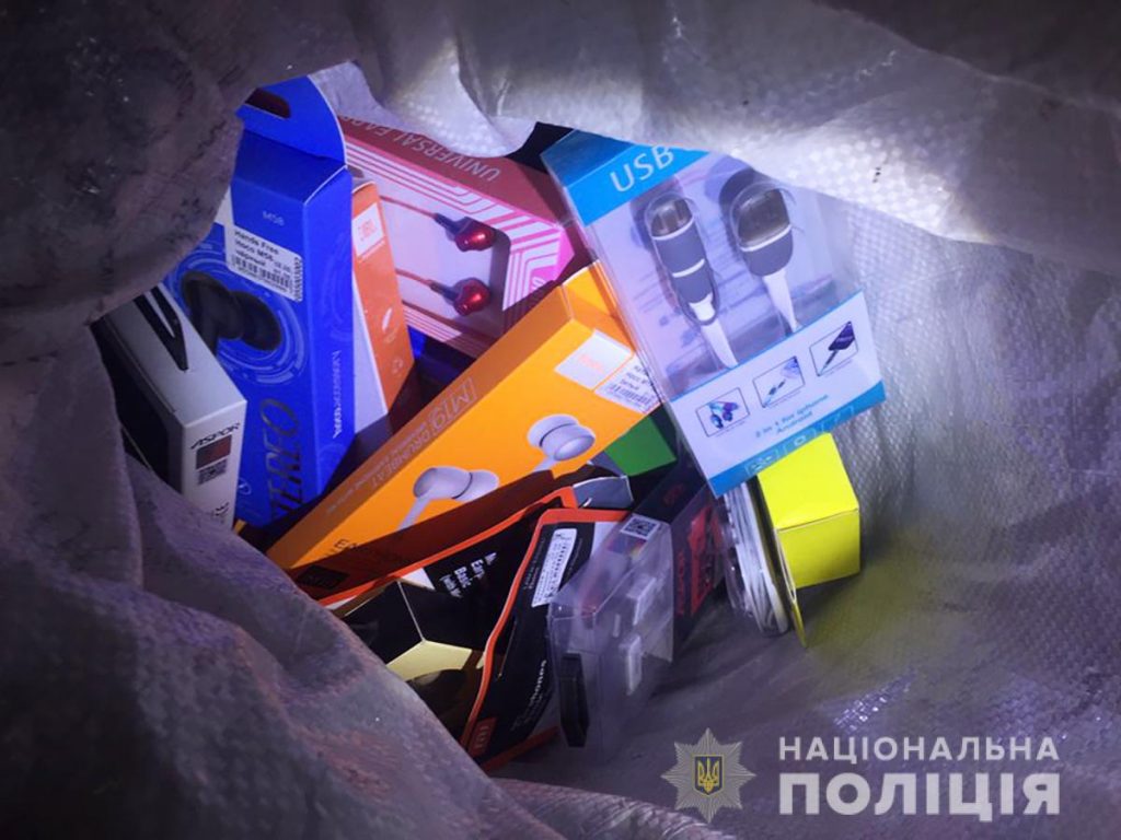 В Запорожье полиция заметила подозрительного мужчину, который оказался вором (ФОТО)