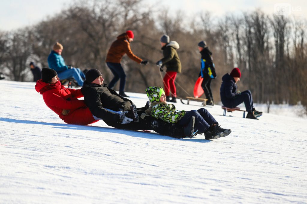 Запорожцев попросили не кататься на одной из самых популярных горок