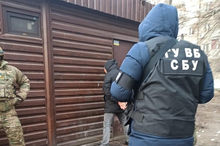 В Запорожье задержали иностранца, который пытался подбросить наркотики сотруднику СБУ (ФОТО)