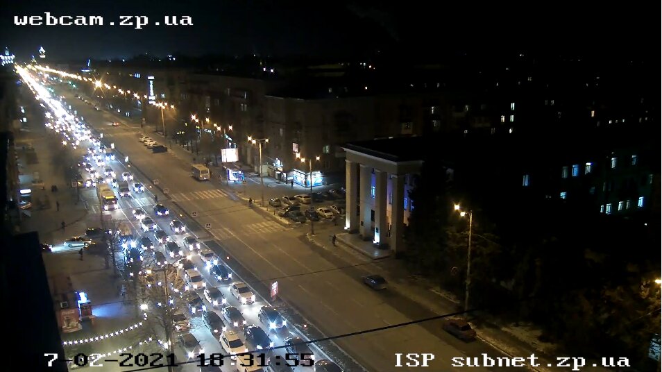 В Запорожье образовалась огромная пробка (ФОТО)