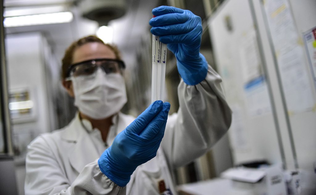 Новые штаммы COVID-19 поражают не только легкие: Степанов рассказал об опасности