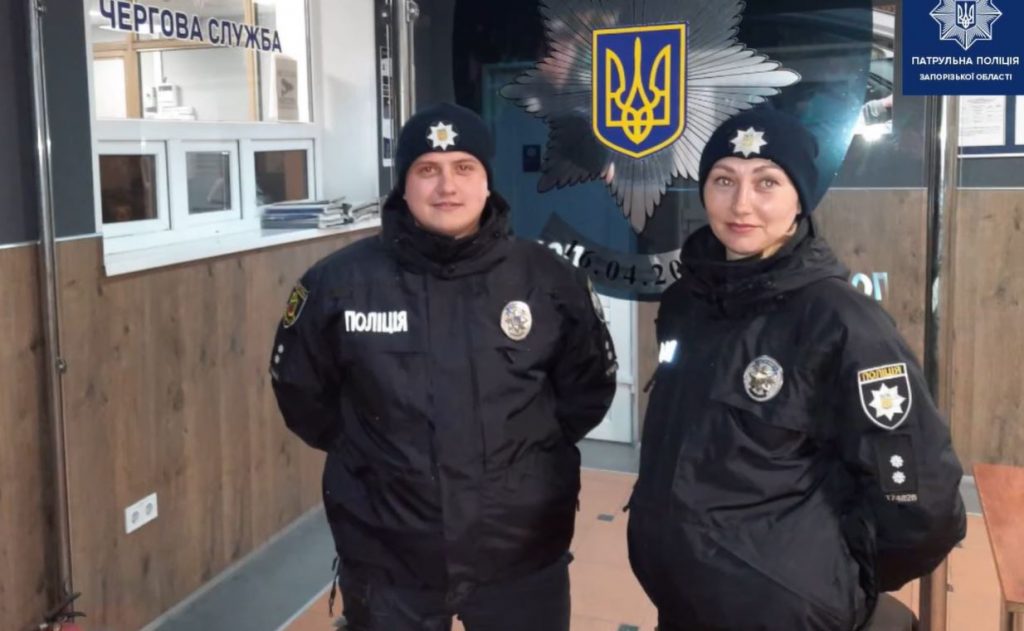 На счету была каждая минута: как патрульные спасли мальчика в Запорожье (ВИДЕО)