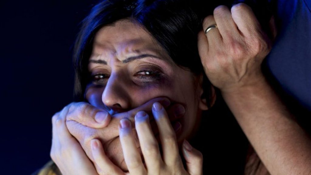 Угрожал убить детей и насиловал экс-сожительницу вместе с другом: жестокая месть в Запорожской области