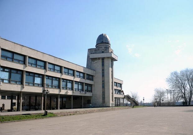 Современный фасад и остановка транспорта: в Запорожье обновят популярный дворец культуры