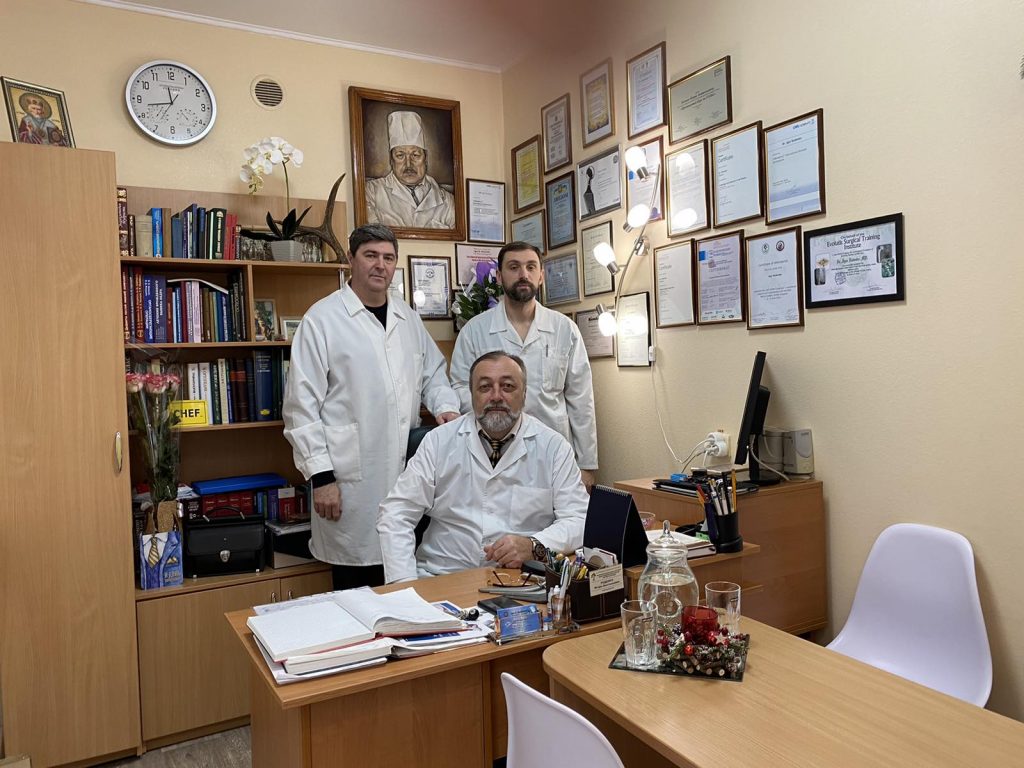 Запорожские ортопеды-травматологи поздравляют коллег с профессиональным праздником