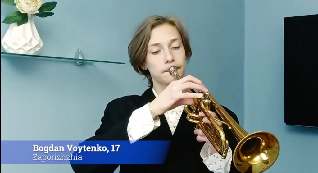 Запорожский музыкант сыграл совместно с военным оркестром ВВС США (ВИДЕО)