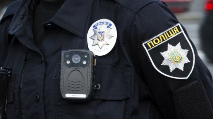 Делали фото для соцсетей: школьница застрелила подростка после ВНО под Киевом (ФОТО)