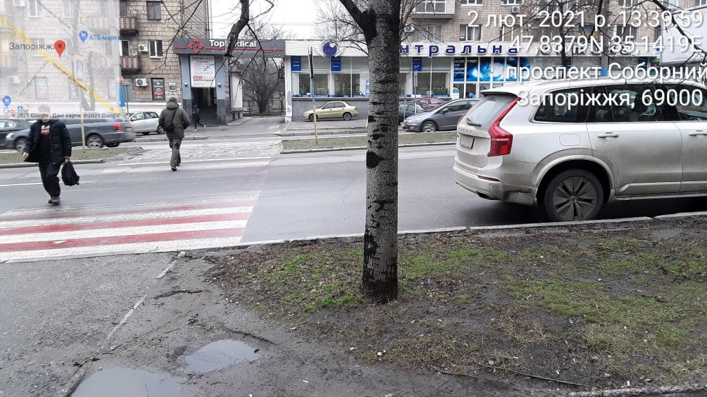 Ошибки не научили: в Запорожье водитель получил 7 штрафов за парковку (ФОТО)