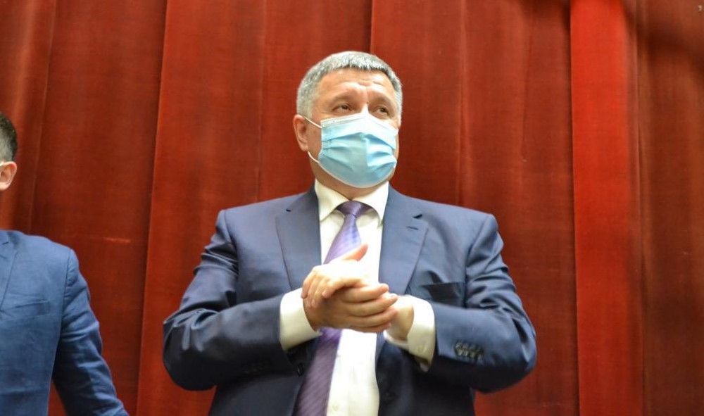 СМИ пишут о грядущем увольнении Авакова: что известно