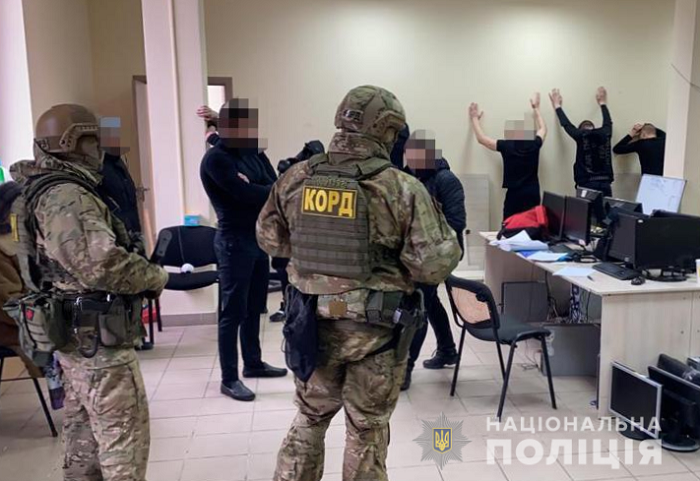 Обман на 2 млн в месяц: в Запорожье будут судить организаторов «Call-centre»