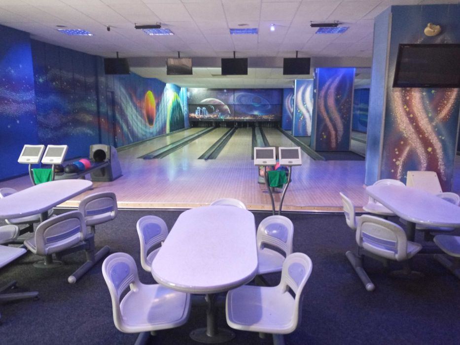 В Запорожье выставили на продажу боулинг-клуб (ФОТО)