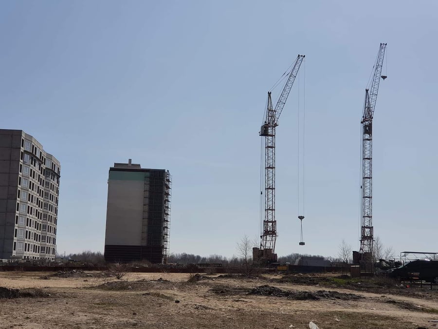 Буряк рассказал, что будут делать с недостроями Сабашука на Песках